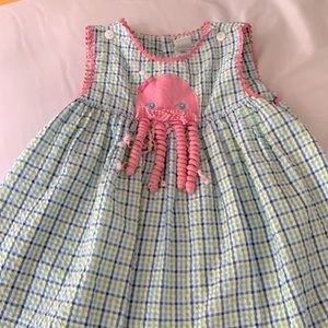 Adorable size 4 seersucker dress with jellyfish